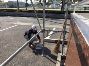 徳島県アパート塗装　最終掃き掃除