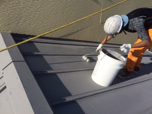 徳島県阿南市　ガルバリウム鋼板屋根塗装