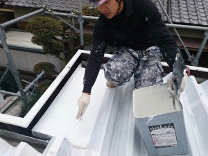 徳島県徳島市　折半屋根塗装