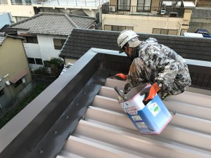 徳島市　壁面塗装　折半屋根塗装