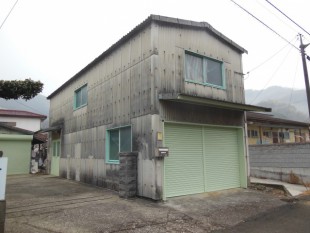 徳島県鳴門市　平岡養蜂園様邸　倉庫　遮熱シリコン