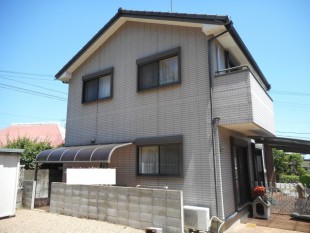 徳島県小松島市U様邸　屋根外壁塗装　施工前