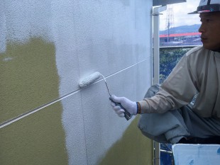 外壁　下塗り