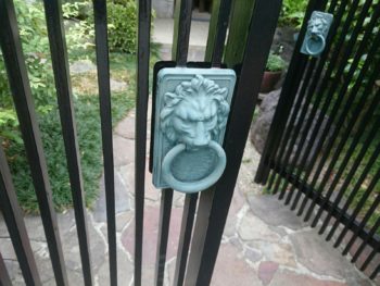 外壁塗装　門塗装　中山コーティング