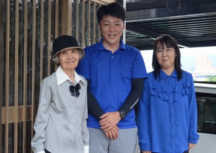 徳島市　塗替え　家