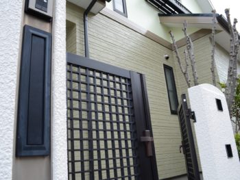 徳島　外壁塗装　中山コーティング　塗り分け　屋根塗装