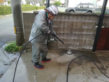徳島市　土間　汚れ　高圧洗浄