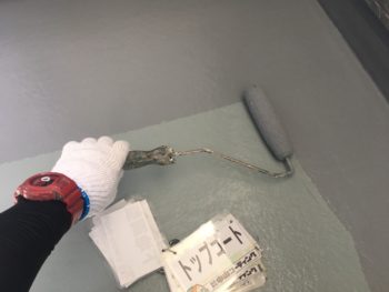 徳島県　ベランダ　トップコート　細部塗装