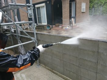 徳島県　高圧洗浄　塀