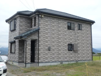 徳島県　阿波市　施工前　塗装　住宅