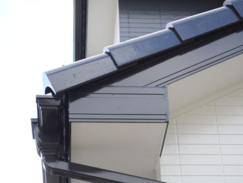 徳島県　破風　屋根　外壁　阿波市