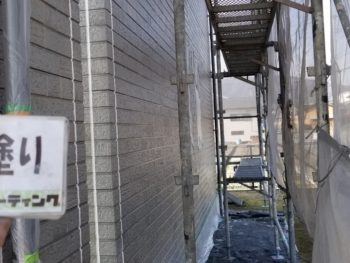 外壁　下塗り　塗装　徳島県　阿波市