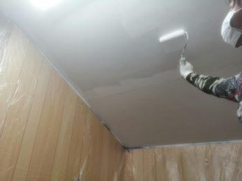 徳島県　住吉　天井　塗装　白