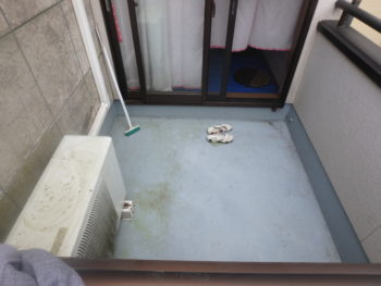 徳島県　住宅　ベランダ　汚れ　徳島県