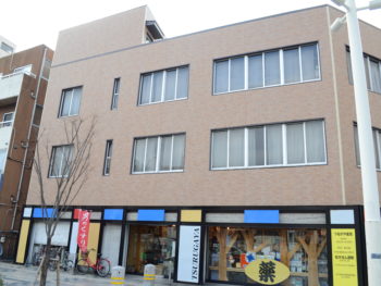 施工後　全体　側面　店舗　徳島県
