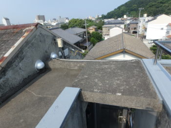 施工前　屋上　よごれ　徳島県　佐古