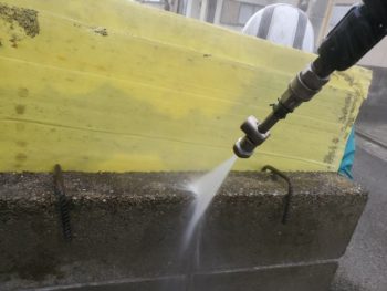 徳島県　藍住町　洗浄　塀