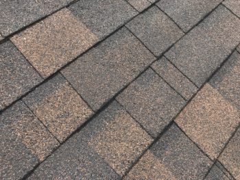 徳島県　鮎喰町　施工後　屋根　アップ