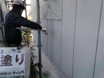 徳島県　国府町　外壁塗装　上塗り