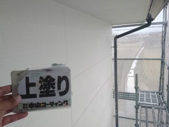 徳島県　小松島市　外壁　塗装後　上塗り