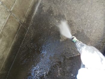 徳島県　南田宮町　洗浄　土間