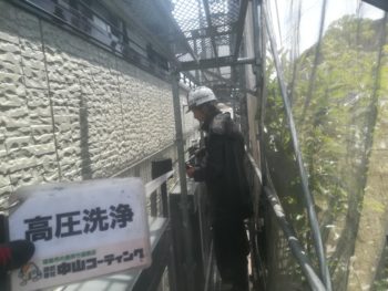 徳島県　松茂町　高圧洗浄　建具