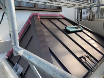 徳島県　藍住町　下屋根　板金工事　施工後