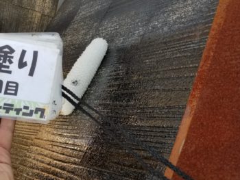 徳島県　大麻町　屋根塗装　下塗り　2回目