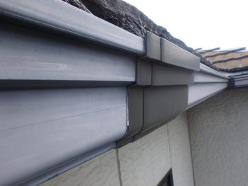 徳島県　松茂町　施工前　雨樋