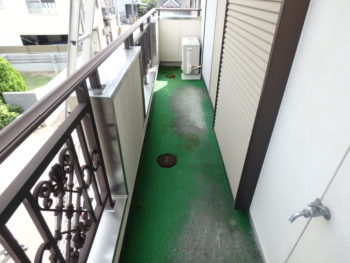 徳島県　新浜町　施工前　ベランダ　劣化