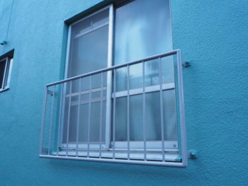 徳島県 南昭和町 施工後 マンション 窓 手すり