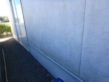 徳島県　川内町　施工前　外壁　苔