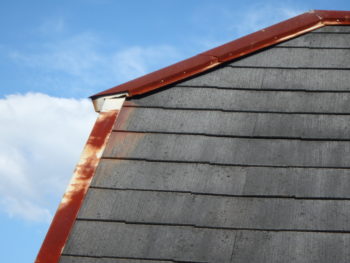 徳島県　鳴門市　施工前　屋根　板金