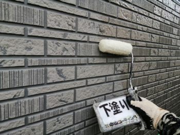 徳島　石井　外壁塗装　下塗り