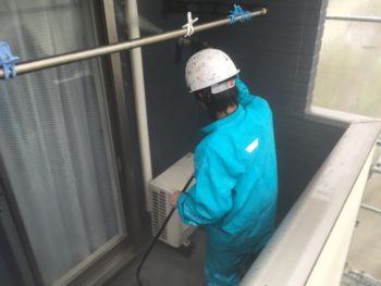 徳島県　藍住町　高圧洗浄　ベランダ