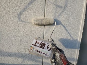 徳島県　藍住町　外壁塗装　上塗り