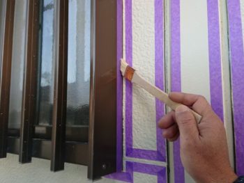 徳島県　藍住町　コーキング　目地　プライマー