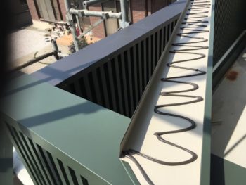 徳島県　大麻町　板金工事　笠木　ガルバリウム鋼板