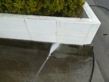 徳島県　川内町　洗浄　塀