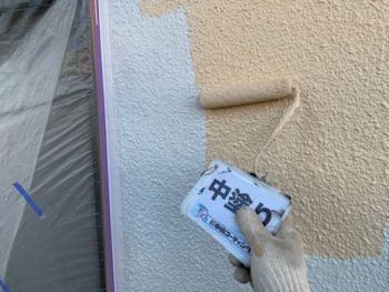 徳島県　板野郡　北島町　外壁　塗装　中塗り