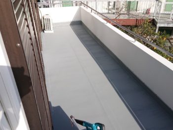 徳島県　沖洲町　離れ　バルコニー　トップコート　2回目