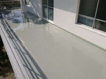 徳島県　沖洲町　防水塗装　バルコニー　ウレタン
