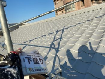 徳島県　沖洲町　屋根　塗装　下塗り