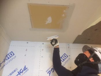 徳島県　徳島市　銀座　下地調整　パテ