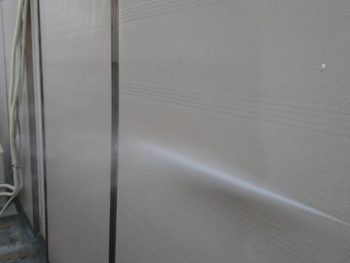 徳島県　名東町　高圧洗浄　雨戸　戸袋