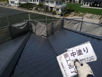 徳島県 松茂町 屋根塗装 中塗り 塗装後