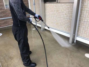 徳島県　城東町　病院　高圧洗浄　土間