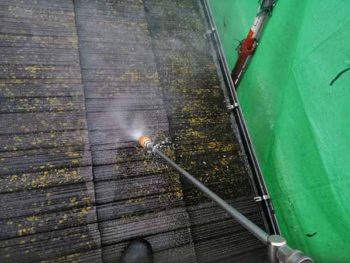 兵庫県　南あわじ市　洗浄　屋根　苔　汚れ