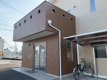 徳島県　城東町　病院　施工後　入口