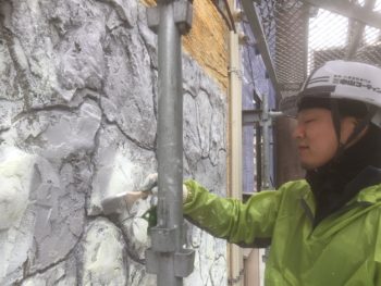 徳島県　徳島市　銀座　壁面塗装　石垣　下塗り